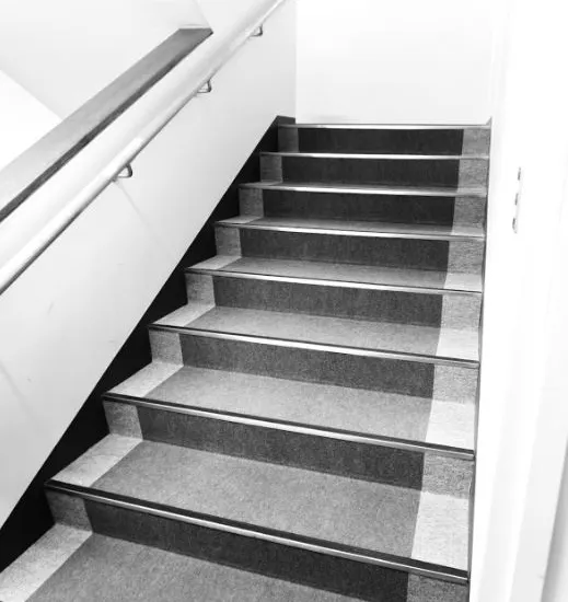 CLEANING COMMERCIAL STAIRCASES-Fineclean