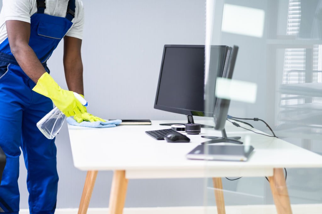 Benefits of Using Office Cleaning Services - FINECLEAN